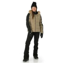 Spyder Falline GTX Infinium No Faux Fur Down Jacket - Women's 26 Spyder Falline GTX Infinium No Faux Fur Down Jacket - Women's -Buckmans Store FW23 Spyder WomensFallineGTXInfiniumNoFauxFurDownJacket Cashmere Model3