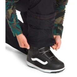 The North Face Freedom Insulated Pant - Boy's - 2022 Model -Buckmans Store fw22 nf0a5g9z jk3 modelalt1