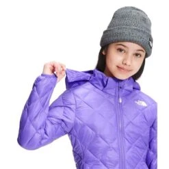 The North Face Thermoball Eco Hoodie - Girl's -Buckmans Store fw22 nf0a5gc6 eej modelhood3
