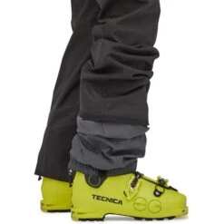 Patagonia Snowbelle Stretch Pants - Women's (31160) -Buckmans Store fw22 wbf20 31160 blk bjgaiter