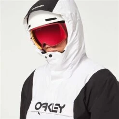 Oakley TNP TBT Insulated Anorak - Men's -Buckmans Store fw23 OAK FOA403652 white black 3