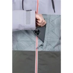 686 Athena Insulated Jacket - Women's -Buckmans Store fw23 686 womensathenainsulatedjacket goblingreencolorblock 11