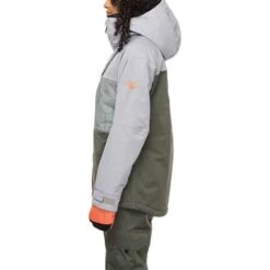 686 Athena Insulated Jacket - Women's -Buckmans Store fw23 686 womensathenainsulatedjacket goblingreencolorblock 3