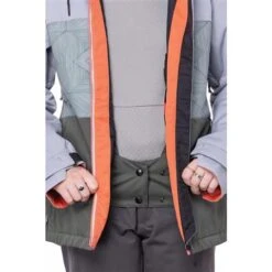 686 Athena Insulated Jacket - Women's -Buckmans Store fw23 686 womensathenainsulatedjacket goblingreencolorblock 5