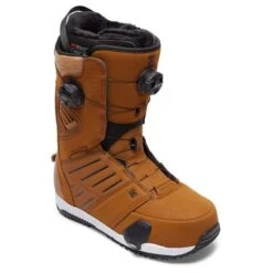 DC SHOES DC Judge Step On Boa Boots - Men's -Buckmans Store fw23 dc mensjudgesteponboaboots wheatblack 1