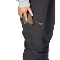 DC SHOES DC Collective Soft Shell Bib - Women's -Buckmans Store fw23 dc womenscollectivesoftshellbib black 4