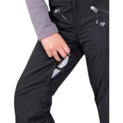 Obermeyer Jessi Pant - Girl's (Teen) -Buckmans Store fw23 obermeyer girlsjessipant black 3