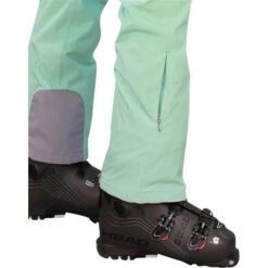 Obermeyer Bliss Bib Pant - Women's -Buckmans Store fw23 obermeyer womensblissbibpant minttobe 4