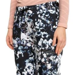 Roxy Nadia Printed Pant - Women's -Buckmans Store fw23 roxy womensnadiaprintedpant trueblackblackflowrs 4