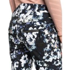 Roxy Nadia Printed Pant - Women's -Buckmans Store fw23 roxy womensnadiaprintedpant trueblackblackflowrs 6