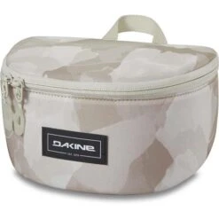 Dakine Goggle Stash 22 Dakine Goggle Stash -Buckmans Store gogglestash sandquartz 194626466415 10003828 sandquartz 32m main
