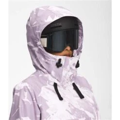 The North Face Tanager Jacket - Women's -Buckmans Store nf0a4r1g 99h modelhood2 fww22 23