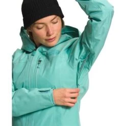 The North Face Descendit Jacket - Women's 23 The North Face Descendit Jacket - Women's -Buckmans Store nf0a4r1r 6r7 modelalt2 fww22 23